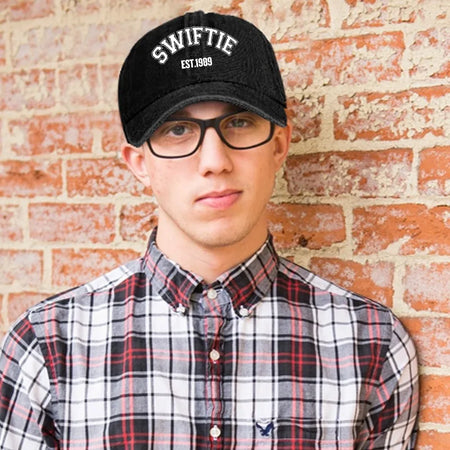 SWIFTIE Pink Letter Print Unisex Baseball Cap