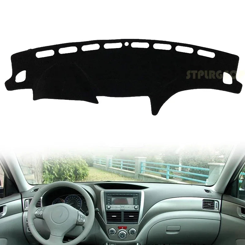 Liukumaton kojelaudan suojus polyesteristä Subaru Forester 2008-2012