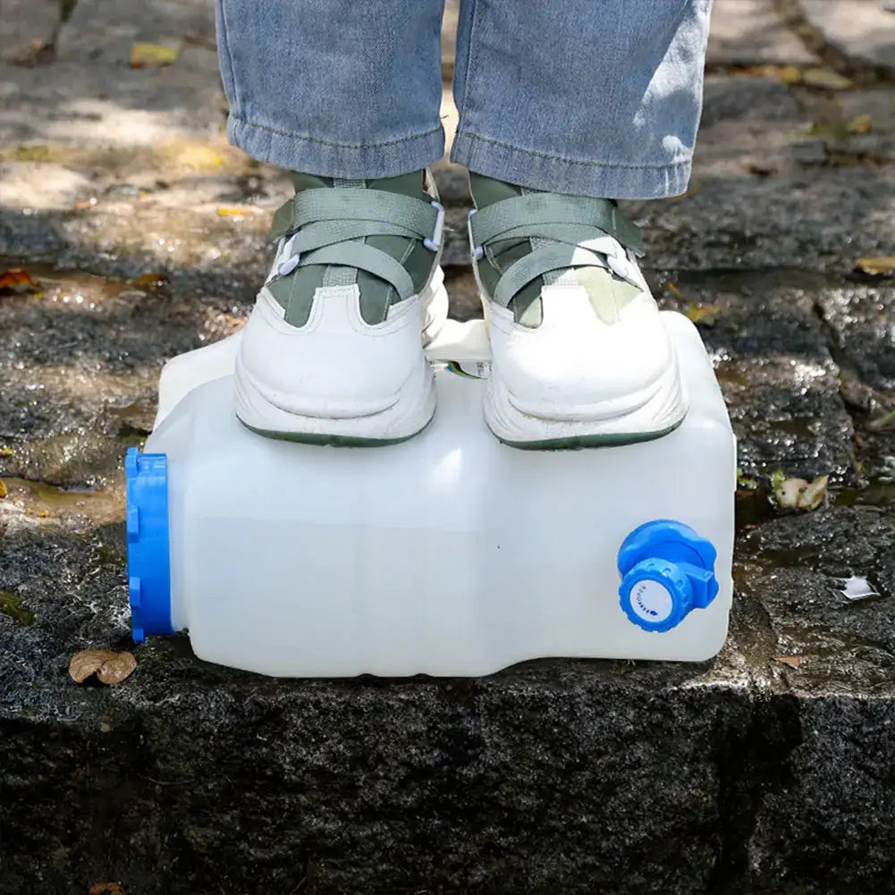 12L Portable Water Storage Bucket With Faucet Camping Car