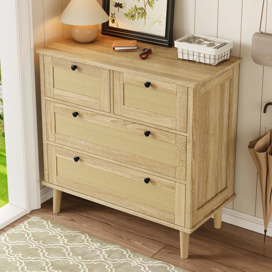 Cassettiera in Rattan a Quattro Cassetti con Gambe in Legno Massello Finitura Naturale