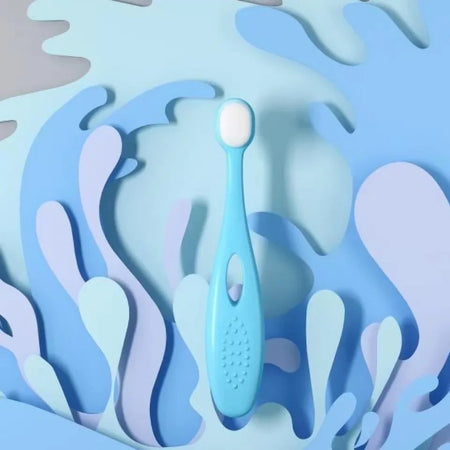 Soft Silicone Toothbrush for Babies and Kids (0-10 Years) 0-4 years old blue