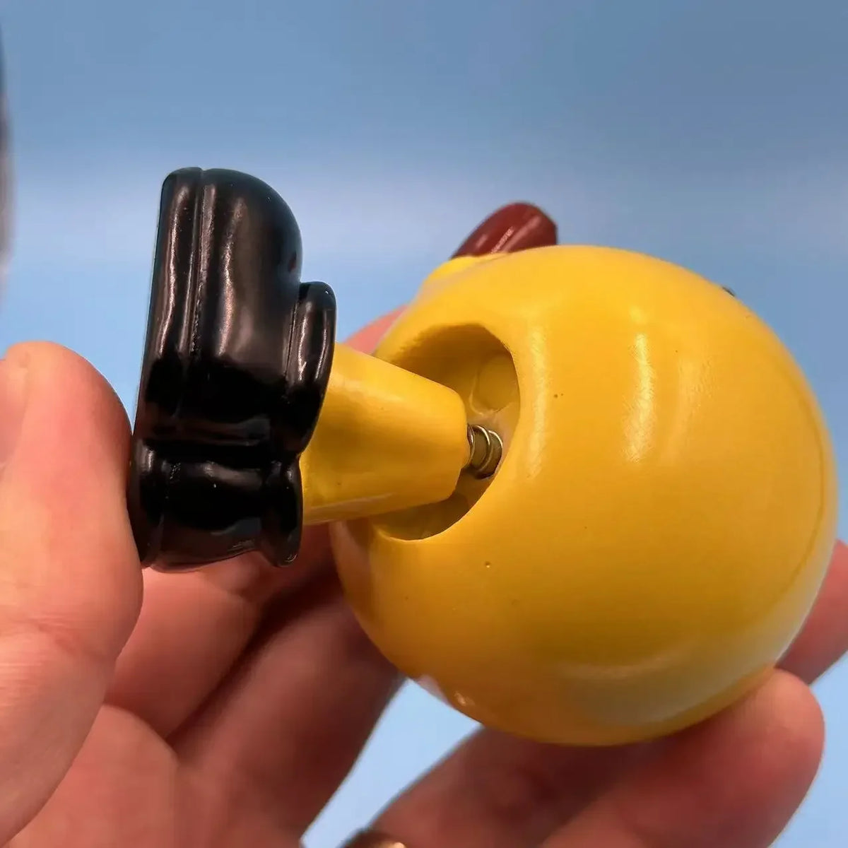 Funny Cartoon Car Bobblehead Pendants - 3PCS Resin Shaking Head Accessories for Interior D&eacute;cor