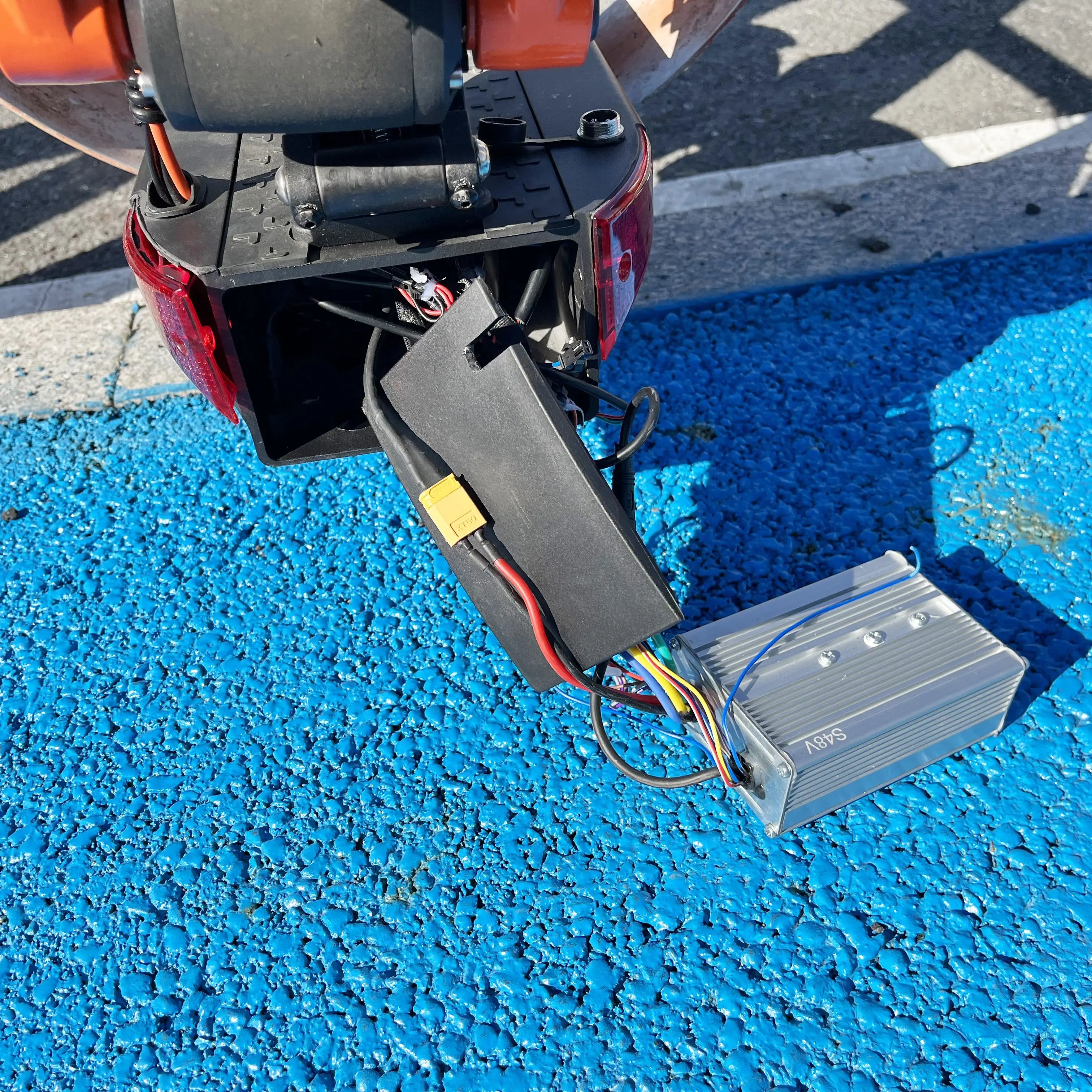 KUKIIRN M5 PRO Universal Anti-theft Alarm for Electric Scooters