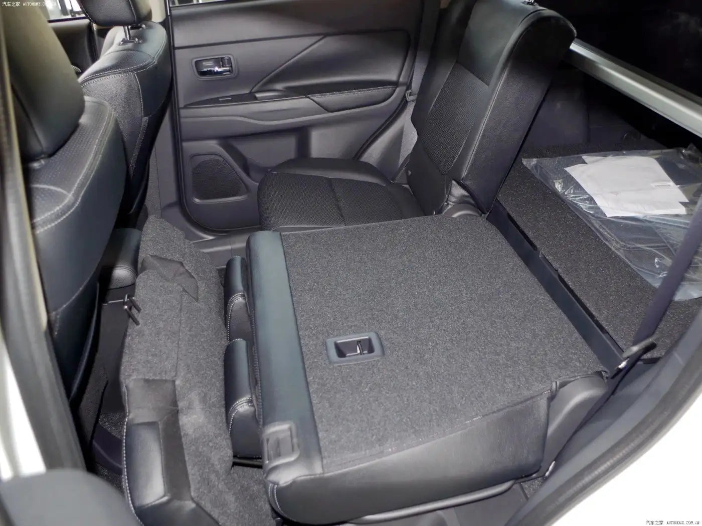 Mitsubishi Outlander 7 Seat Nappa Leather Car Seat Covers