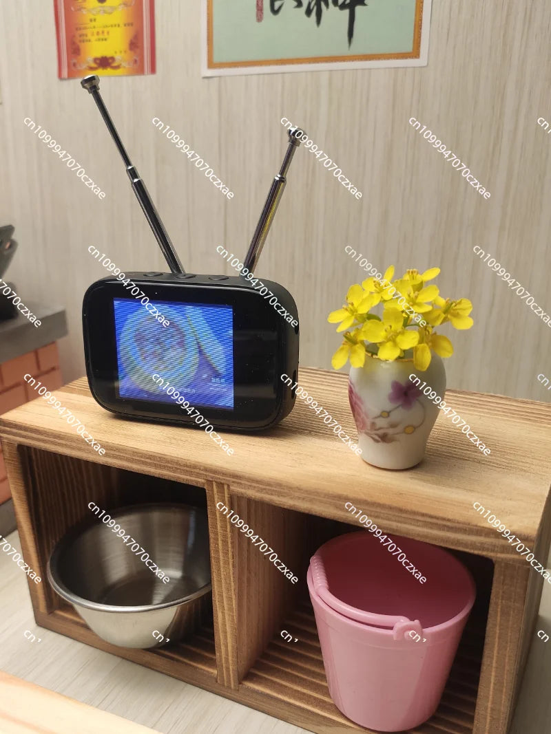 Retro Mini Touch Screen TV &ndash; Customizable Video Content