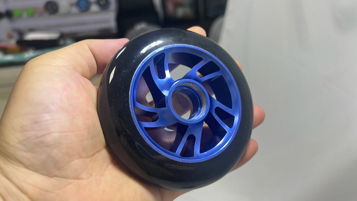 LHJ100 Skateboard Wheels &ndash; High Resilience and Silent Ride Blue