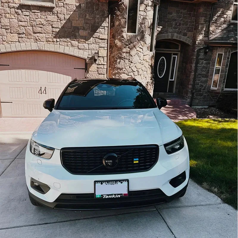 Volvo Car Accessories: Stylish Mesh Grille Decorative Strips for XC60, S90, XC40, XC90, V40, S60, V60, V90, V60CC, V90CC Models