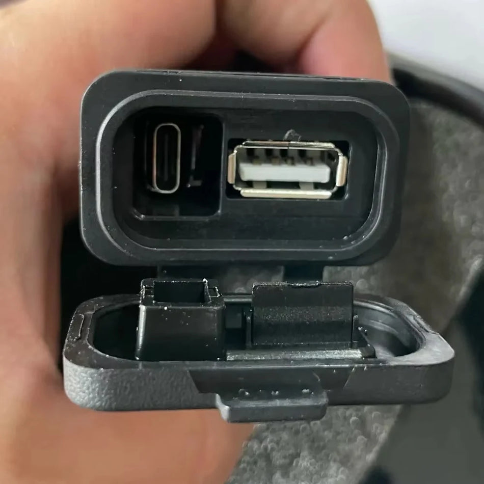 CFMOTO 800NK USB-laddare reläadapter, ABS, Typ-C & USB-utgång