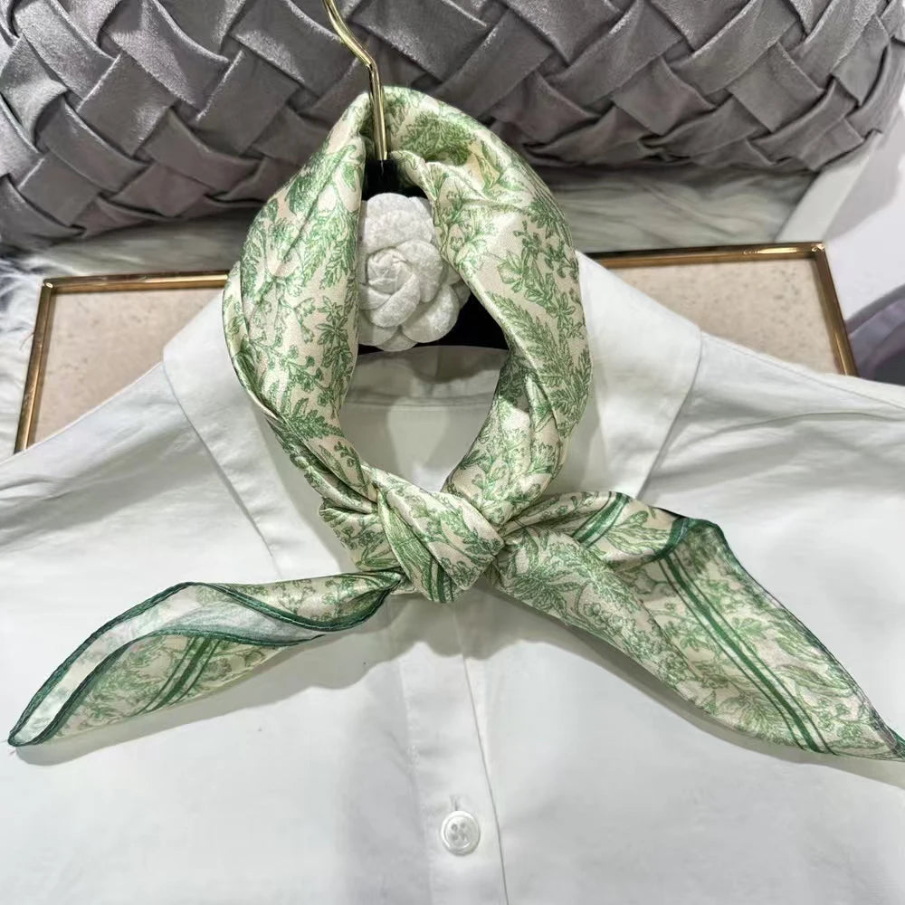 Green Women 100% Mulberry Silk Scarf &ndash; Elegant Floral Design for Versatile Styling