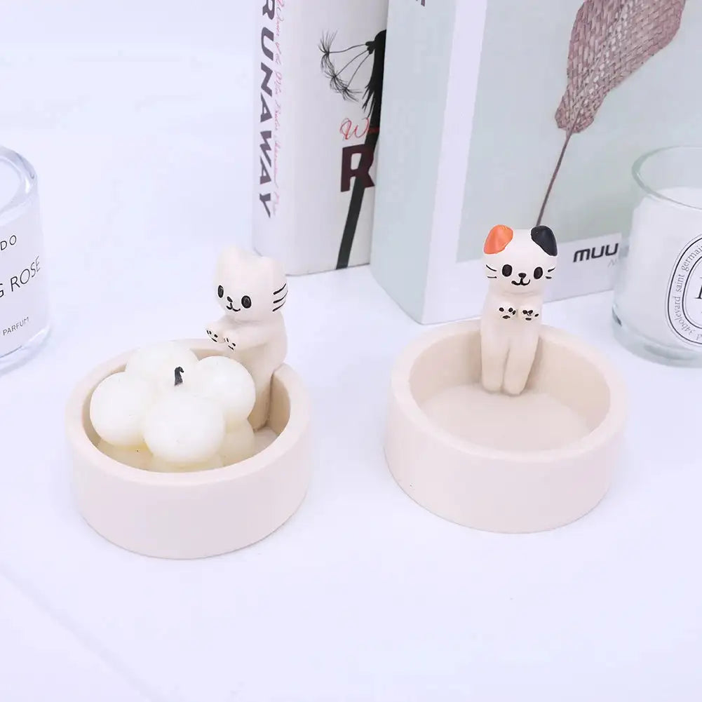Kitten Aromatherapy Candlestick Resin Cat Candle Holder