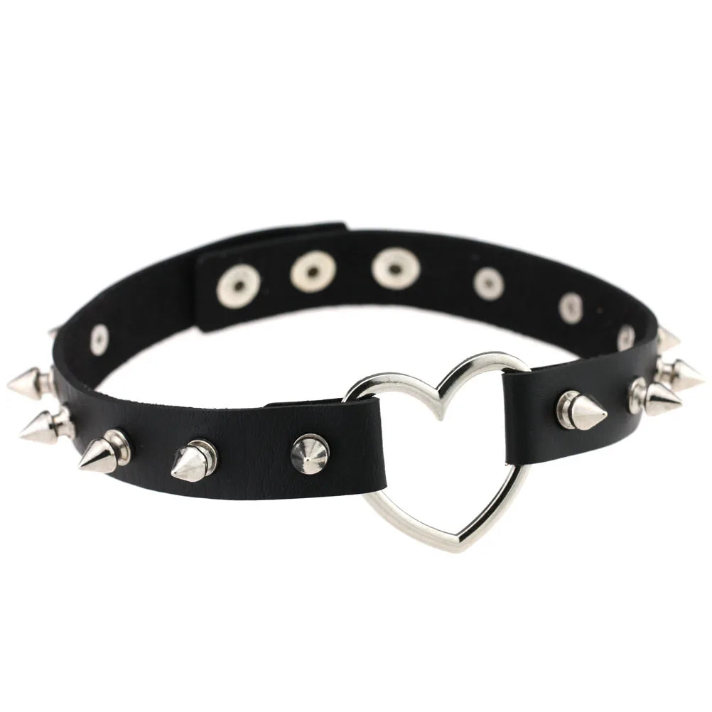 Punk Spike Rivet Leather Choker with Pentagram Pendant for Women W4613