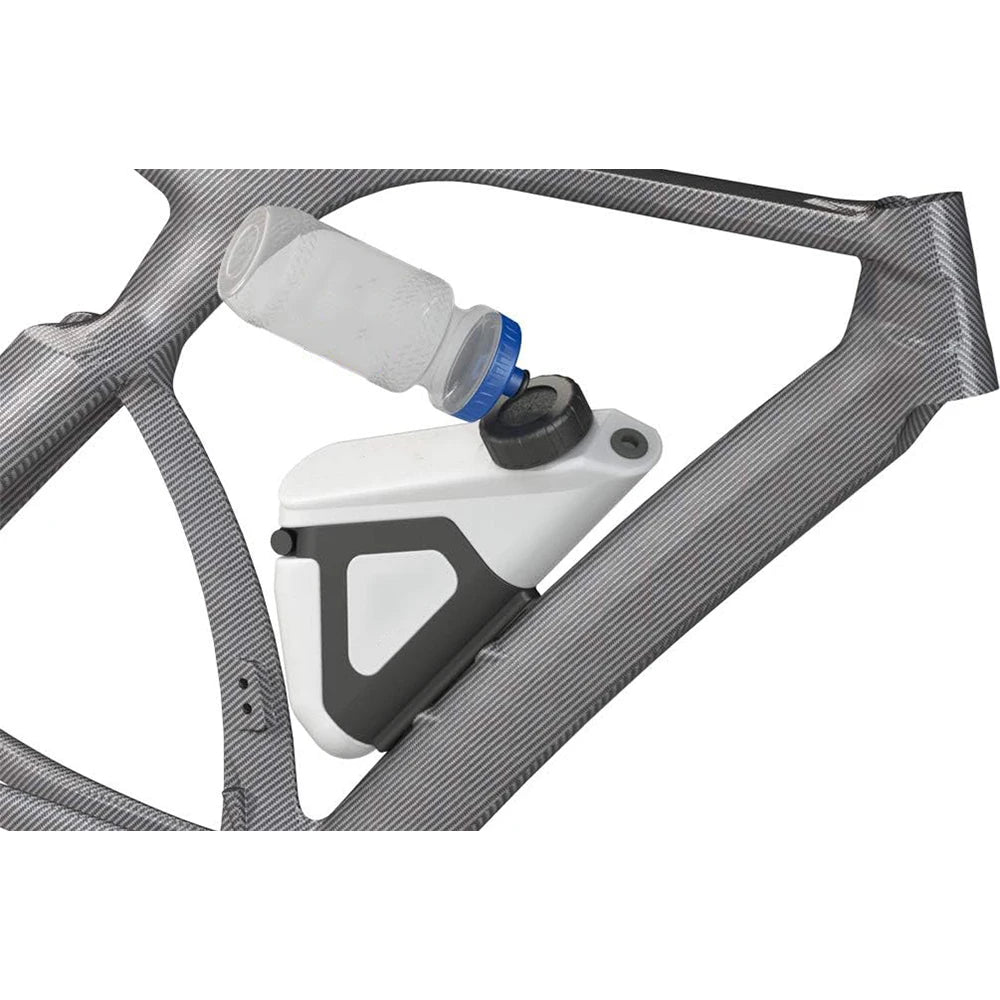 F1 Bicycle Water Bottle &ndash; Hands-Free Frame Mounted Hydration System