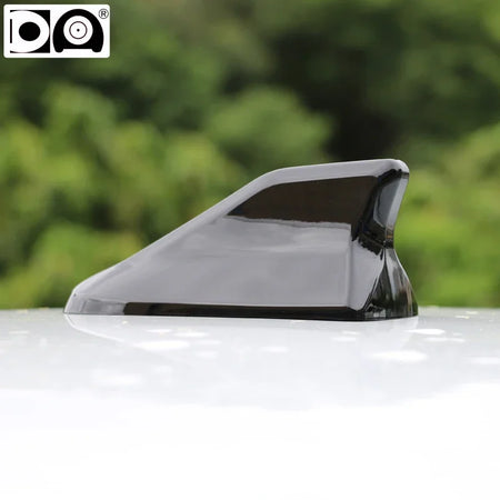 Universal 7D Shark Fin Antenna &ndash; High-Performance Radio Signal