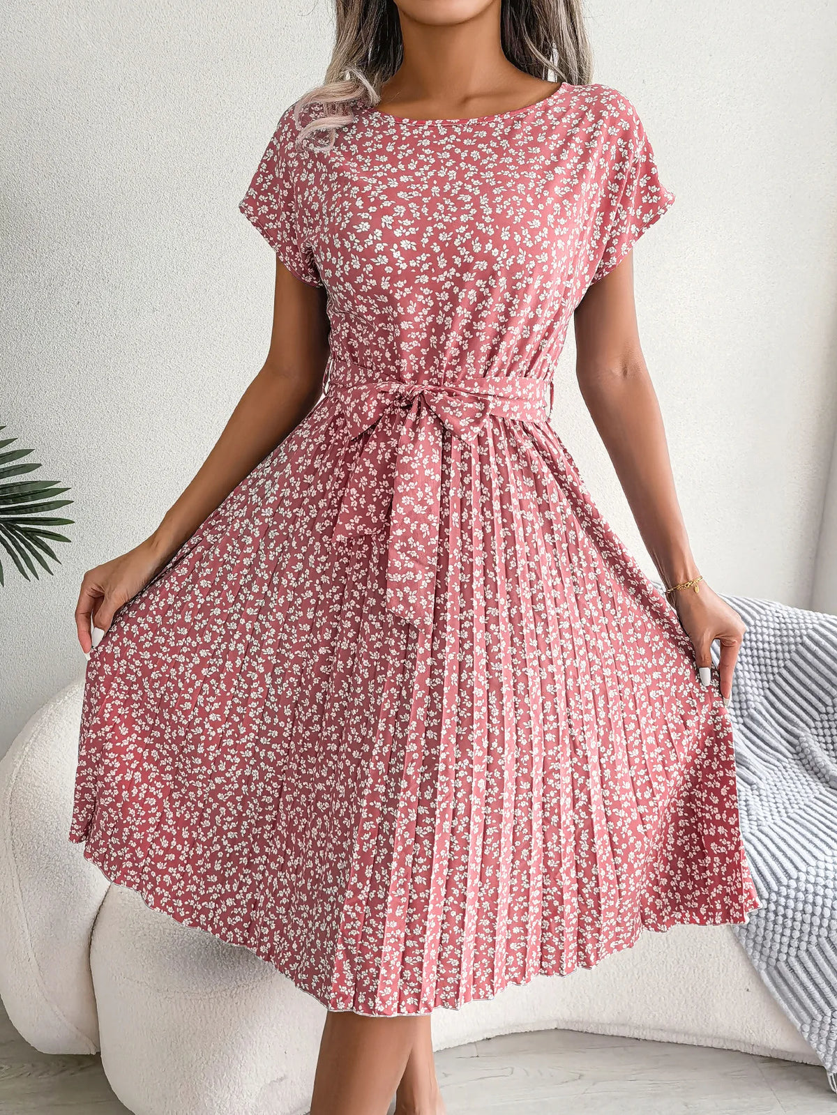 Floral Lace-Up Pleated Short Sleeve Dress for Women Pink / S