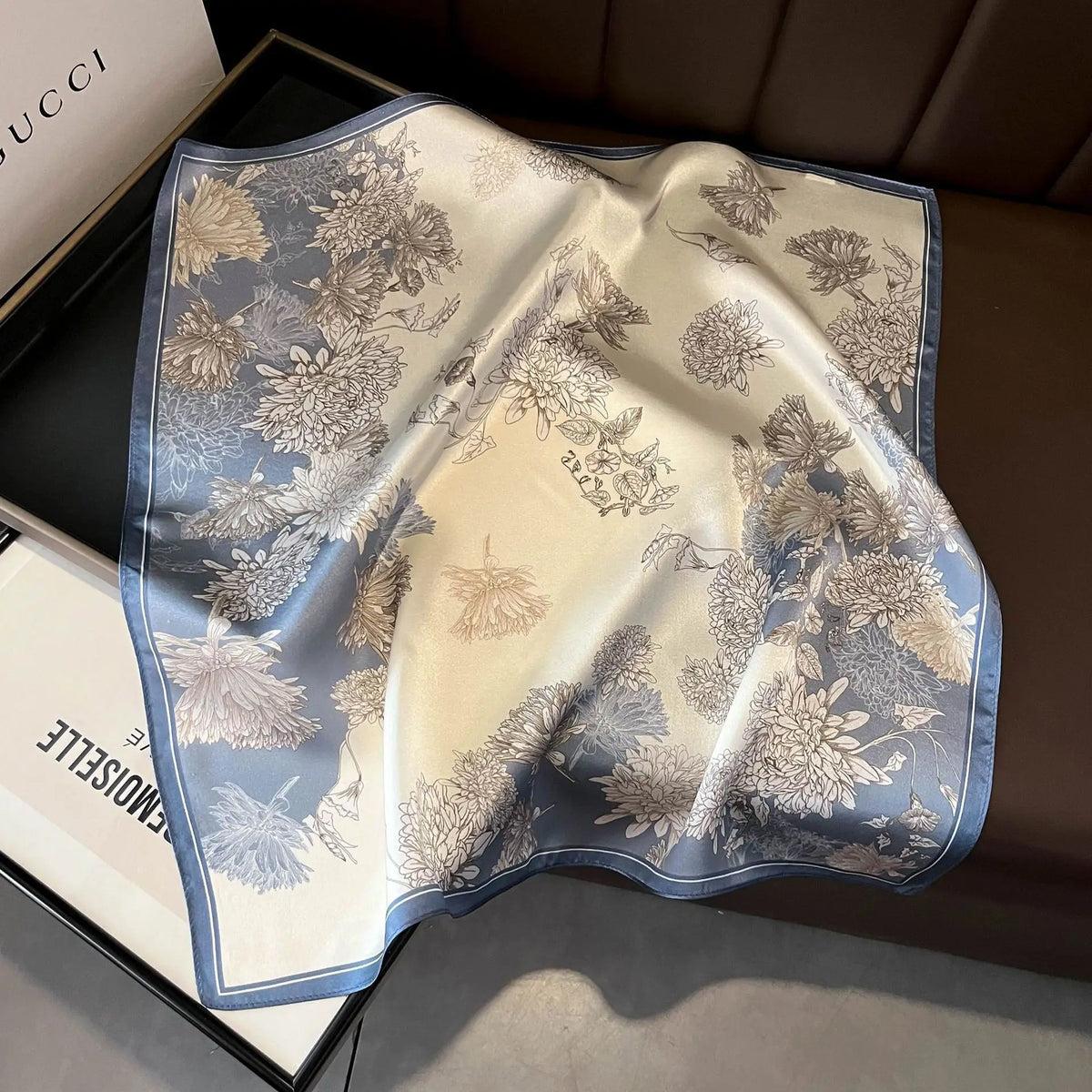 YIMOERSS Silk Bandana Scarf &ndash; Luxurious 100% Real Silk