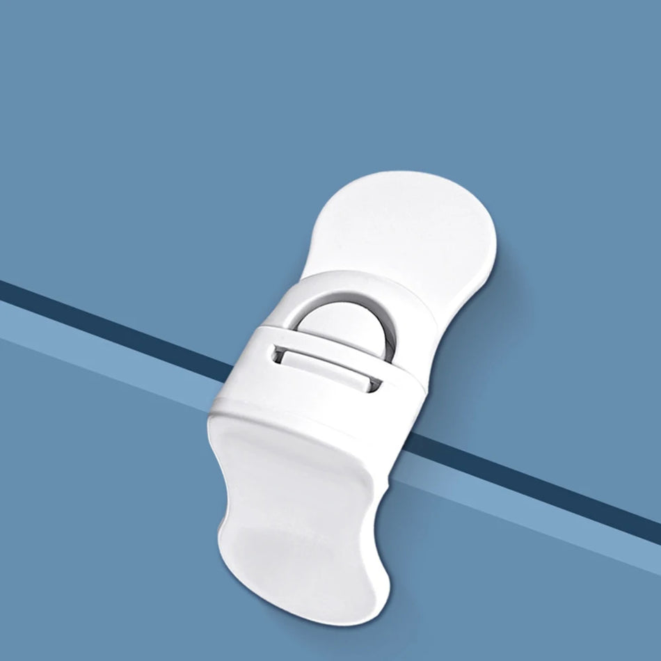 Home Baby Safety Locks &ndash; Essential Child Protection for Drawers and Cabinets
