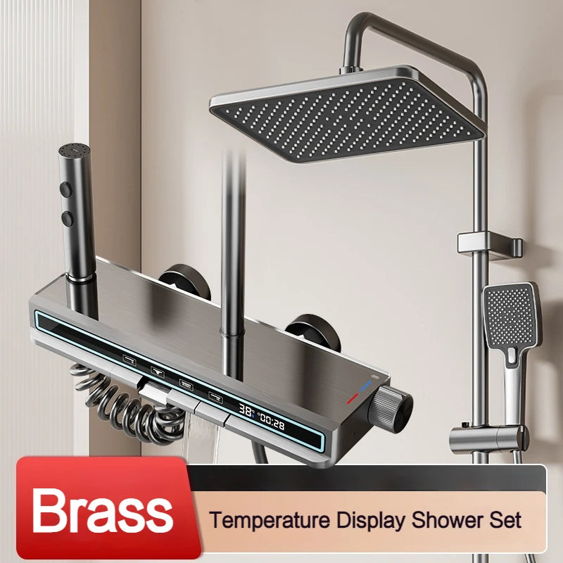 Sprchový systém s digitálním zobrazením teploty a ambientním osvětlením, 4 funkce, jádro z masivního mosazi, chromový povrch