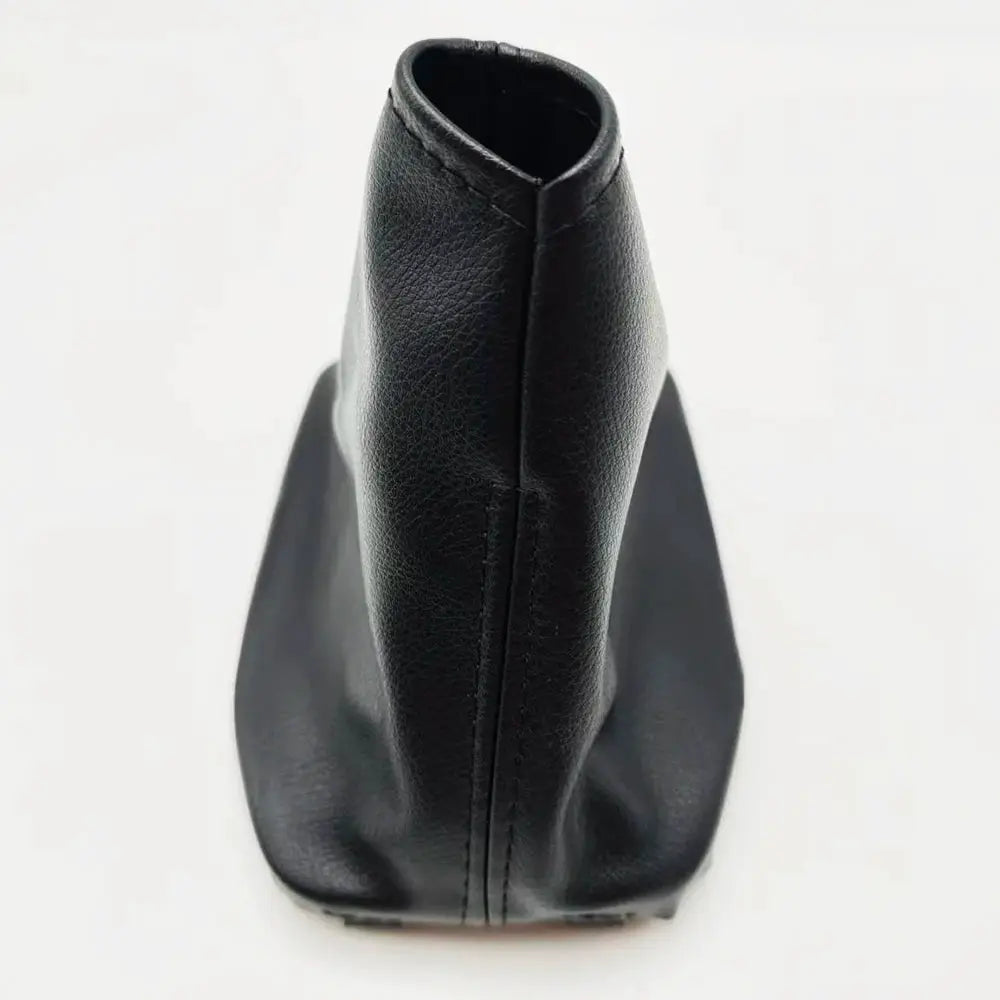 Leather Manual Gear Shift Boot Cover for Chery Tiggo 5x 7 8 by InterCyprus Trading Ltd