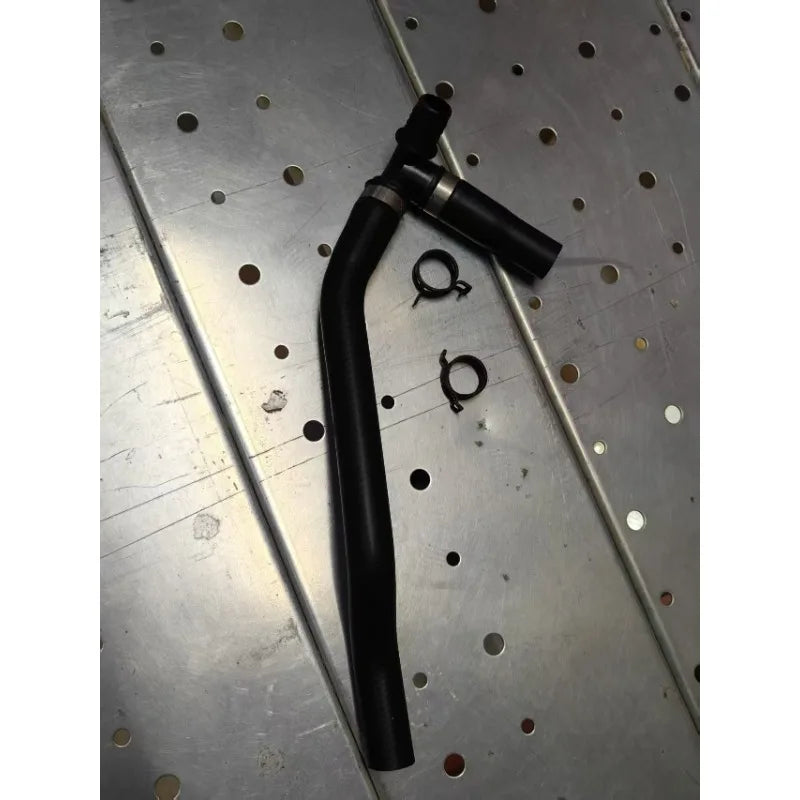 Sestava hadice ohřívače vody pro Ford Mondeo model 2013