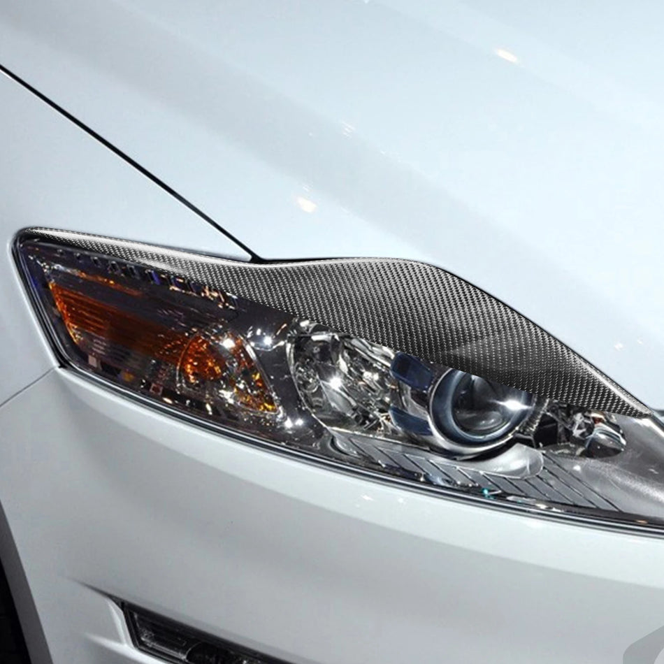 Lukturu uzacu uzlīmes spīdīgā klavieru melnā krāsā Ford Mondeo MK4 2007-2013