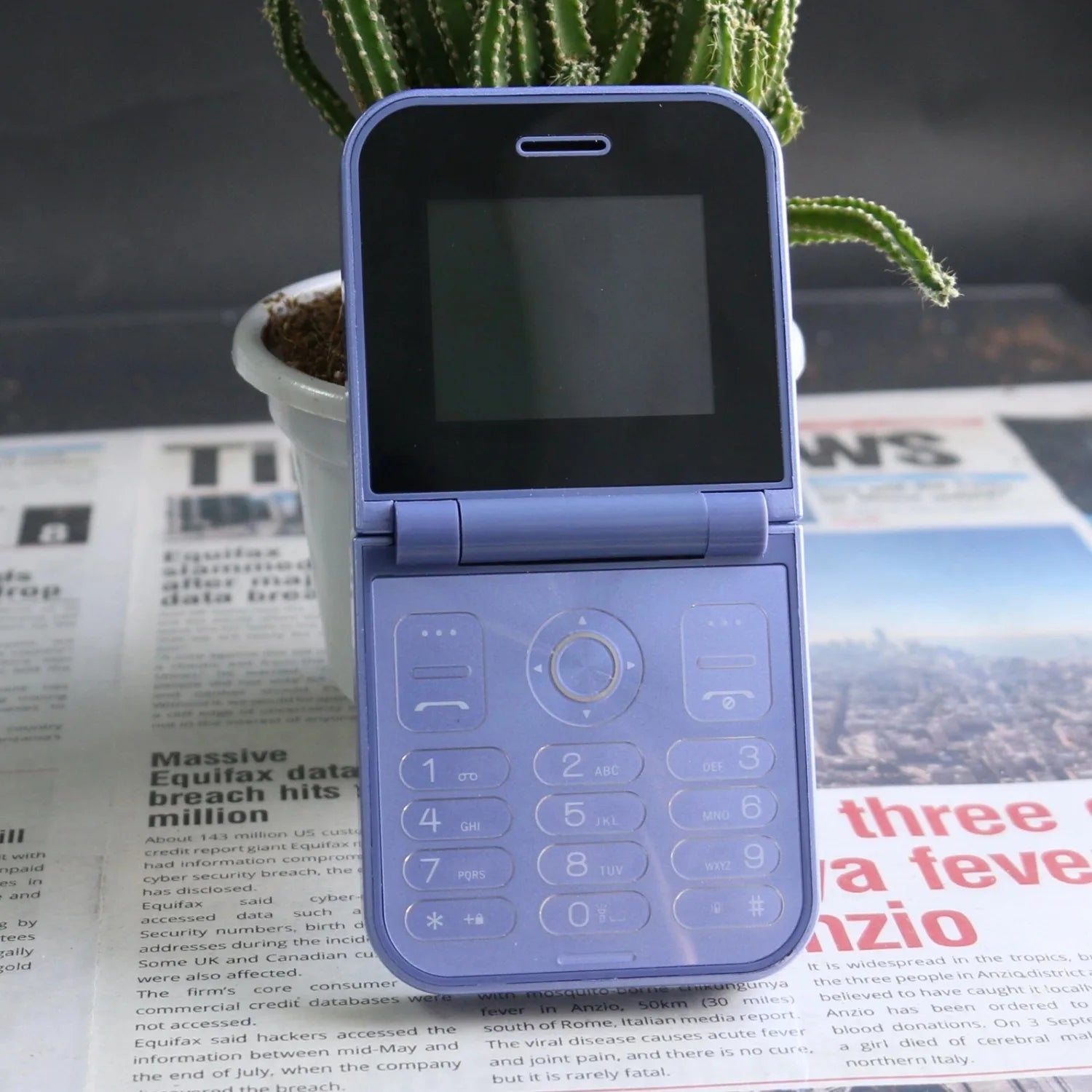 Cute Mini Flip Clamshell Phone - Dual SIM Quick Call Torch Purple / add 16G TF card