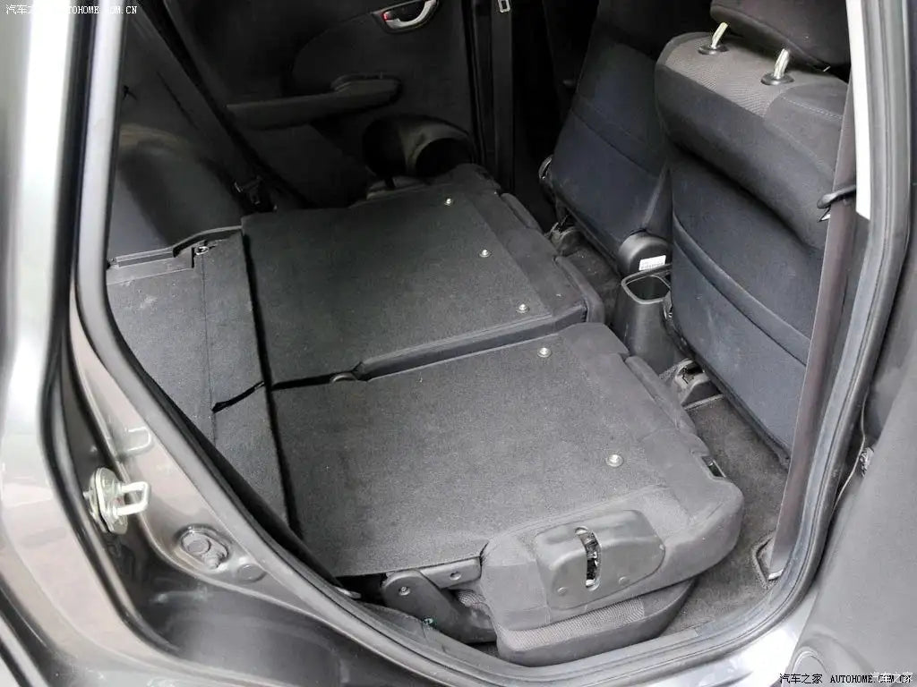 Honda Fit 2 Jazz II Faux Leather Seat Covers Set 2008-2015