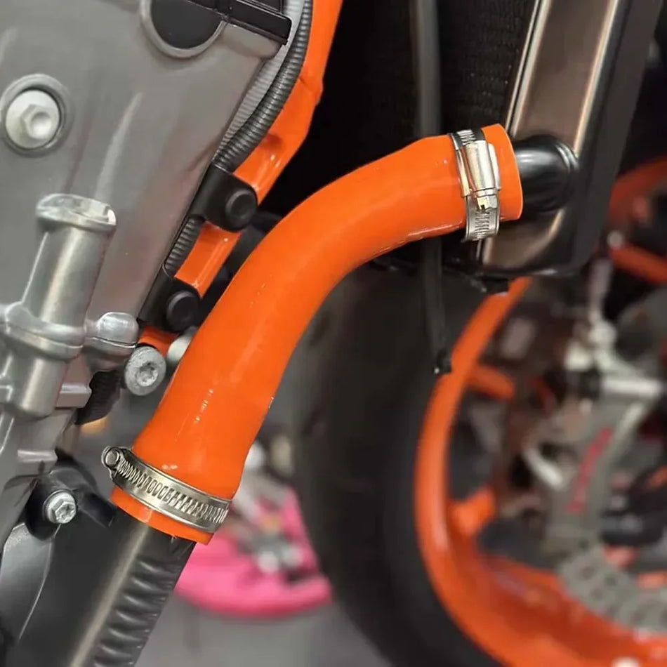 Комплект силиконови маркучи за радиатор KTM Duke 790 и 890 R за водни охлаждащи тръби, 2020 2021