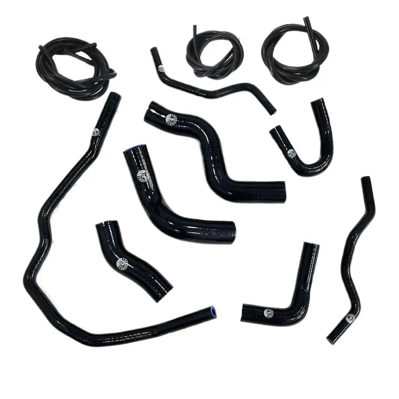 Jäähdyttimen letkusetti silikonista Volkswagen Golf GTI MK5 MKV 2.0 TFSI Turbo kuumankestävä