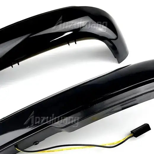 Dynamic Steering Signal LED Turn Lights for VW Touareg 7L 2002-2006 by InterCyprus Trading Ltd