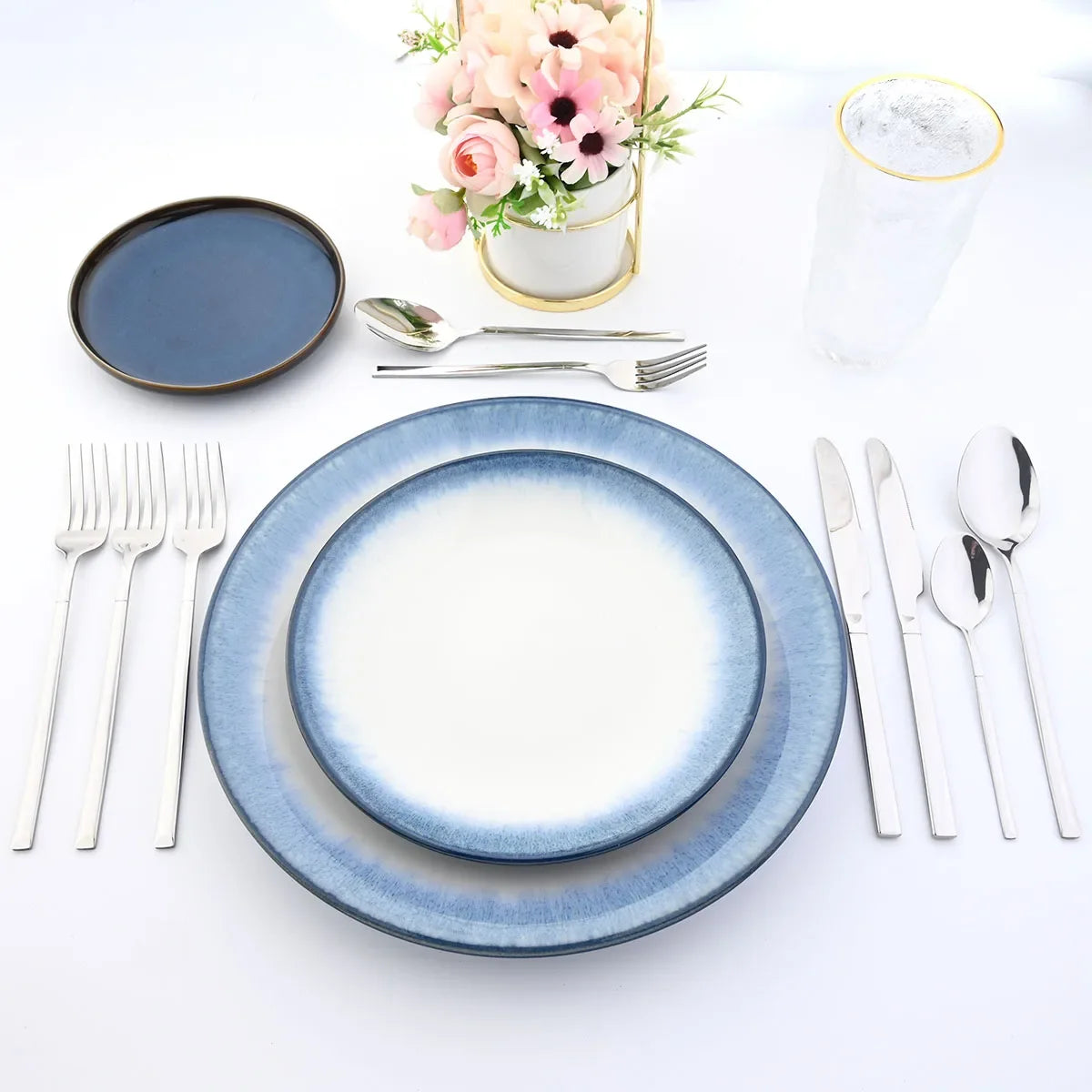 24Pcs Stainless Steel Cutlery Set &ndash; Eco-Friendly Dinnerware for Six