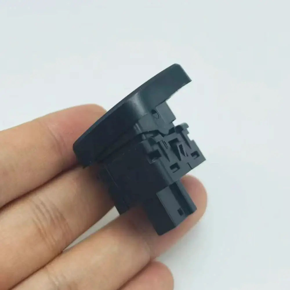 Front Right Power Window Switch 4 Pin for Fiat 500 595 695 Panda by InterCyprus Trading Ltd