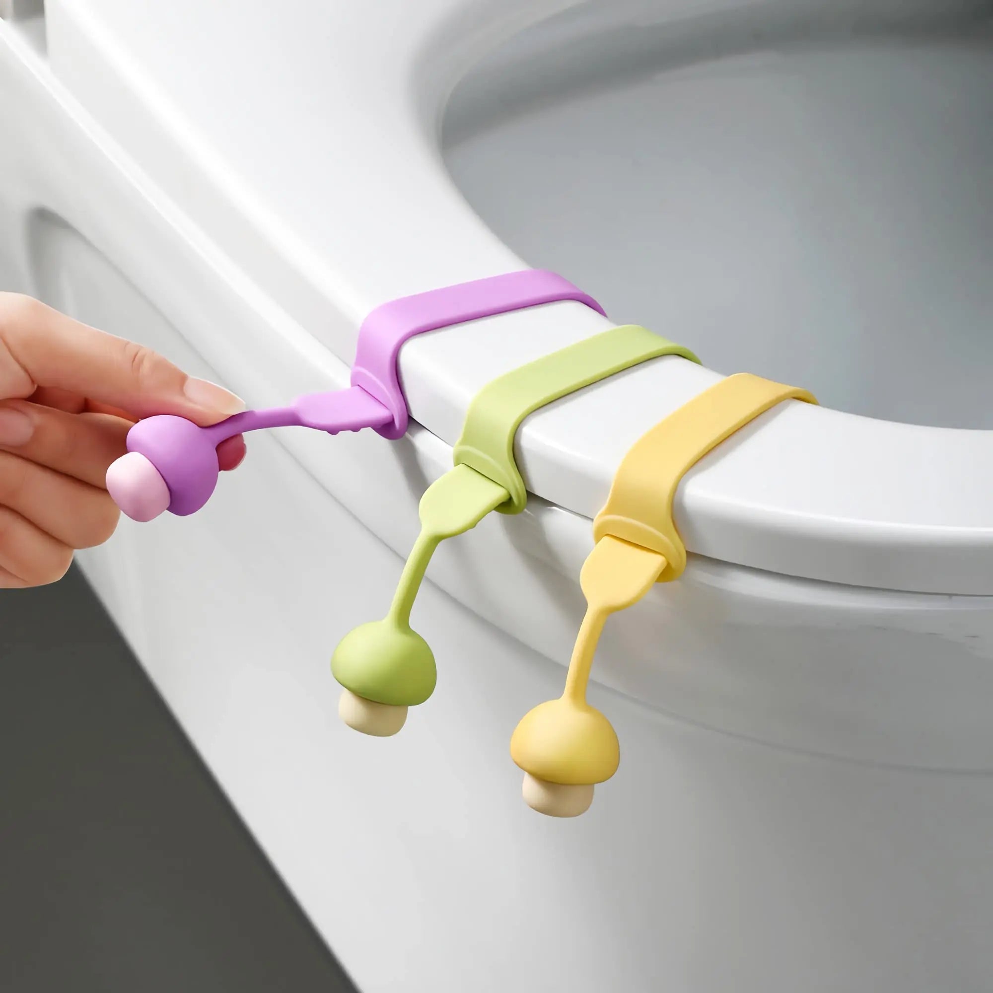 Toilet Seat Lifter Silicone 4 Pcs &ndash; Easy To Use Anywhere