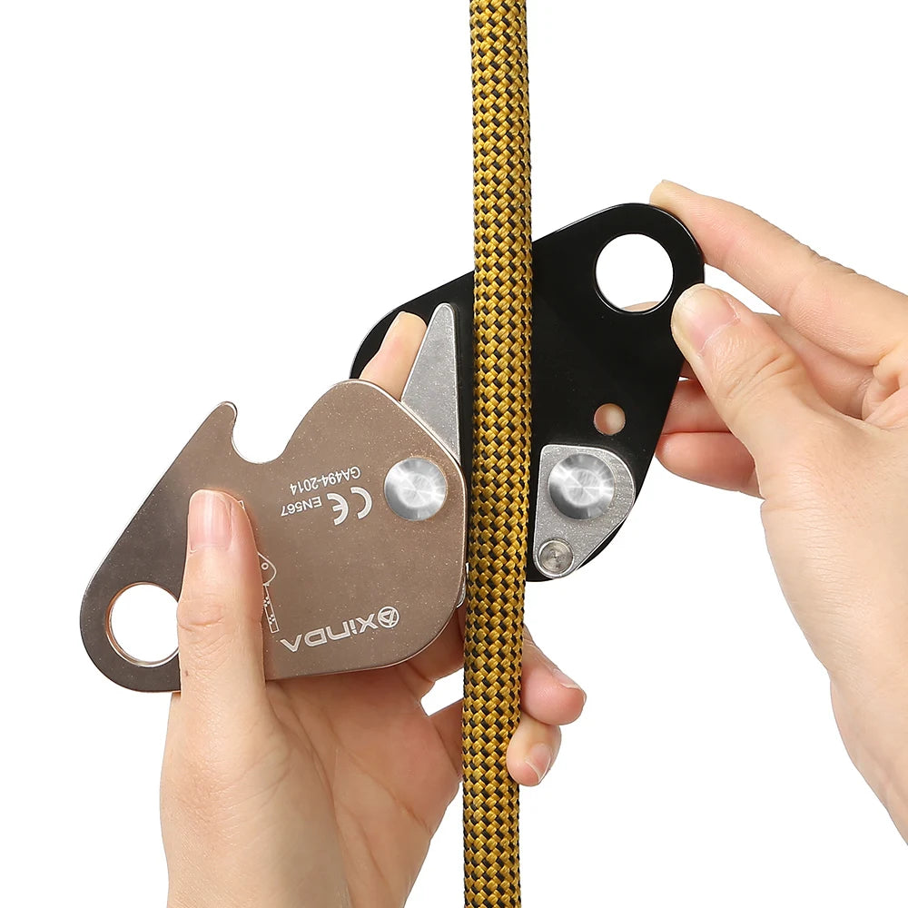 XD-Q9640 Fall Arrester &ndash; Self Locking Carabiner for Belay