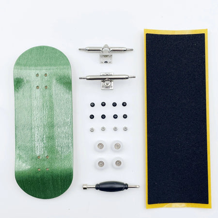 36mm Fingerboard Set &ndash; Handmade Wooden Deck with CNC Wheels green
