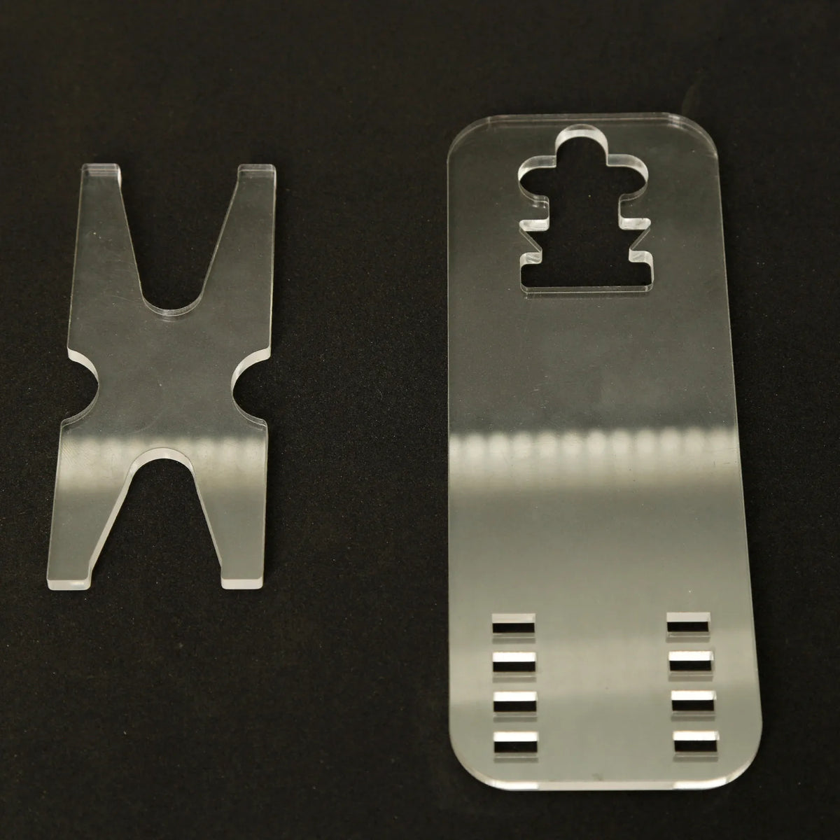 Acrylic Clear Pistol Rack &ndash; Adjustable Short Gun Model