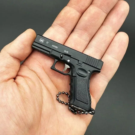 1:3 G17 Miniature Pistol Keychain