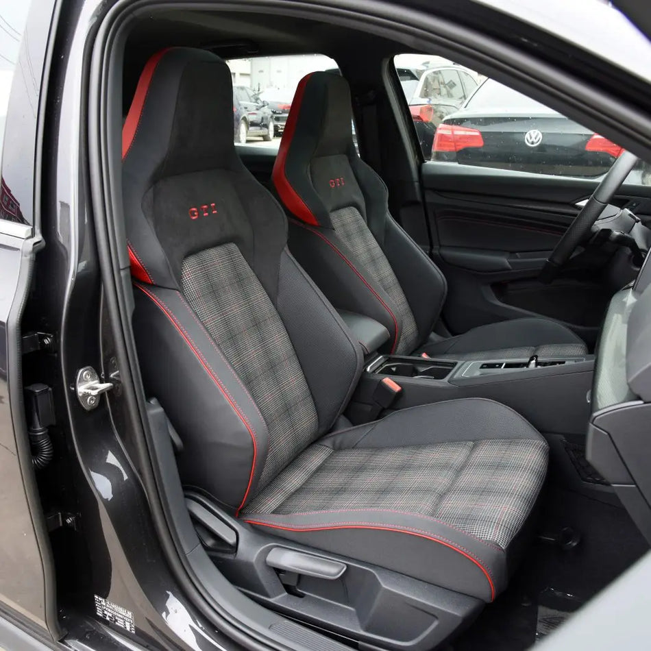 Индивидуальные чехлы из искусственной кожи для Volkswagen Golf 8 MK8