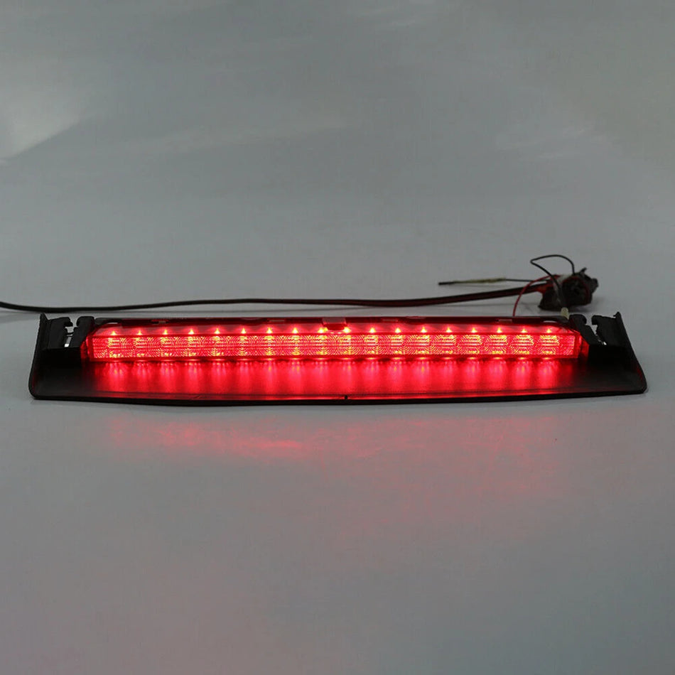 Światło hamowania dla Audi A5 2008-2017, czerwone LED-owe, o wysokim montażu, plastik ABS, czarna soczewka, część zamienna