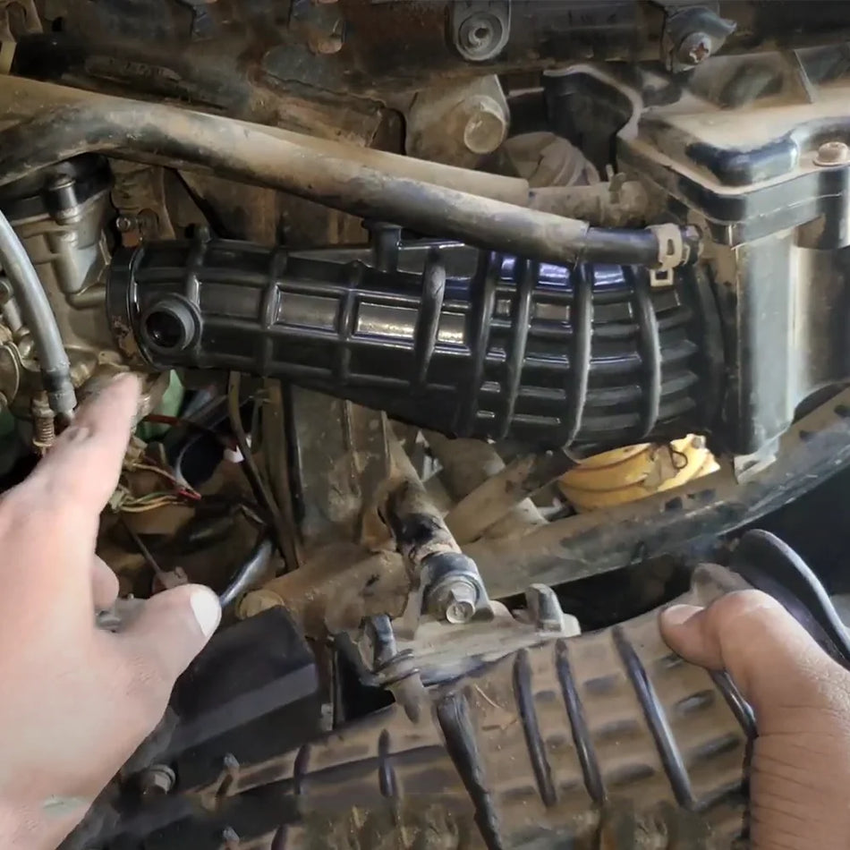 Yamaha FZ16 luftfilteranslutningsslang, gummikarburator till luftlåda