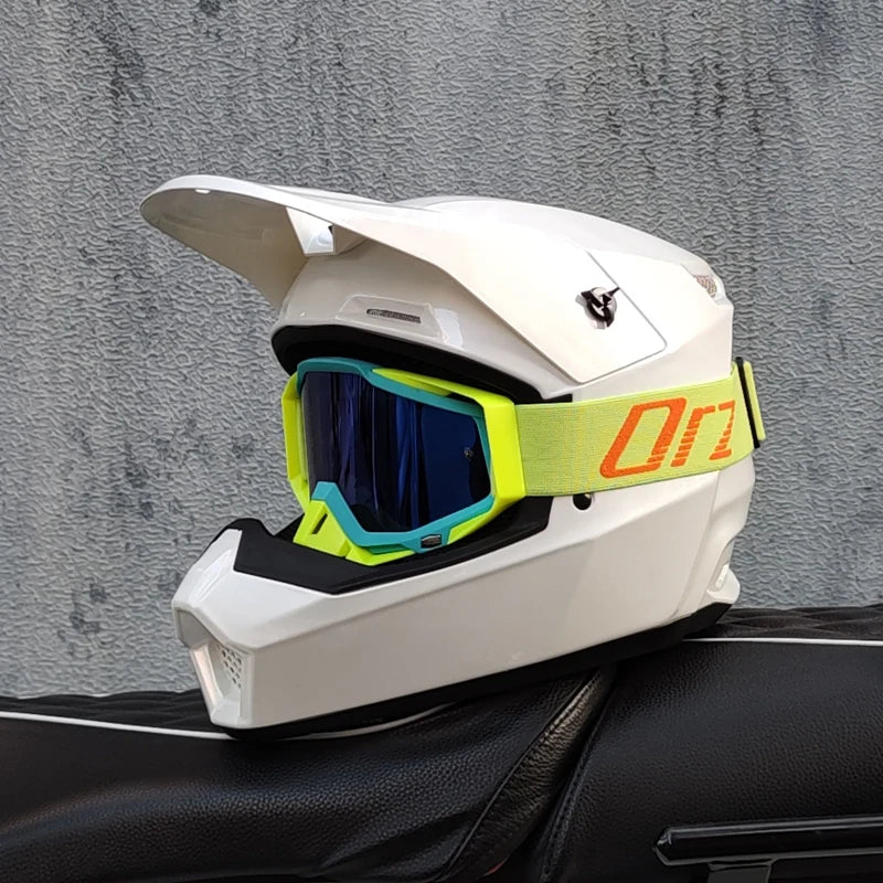 Off Road Racing Motorcycle Helmet &ndash; Full Face Protection