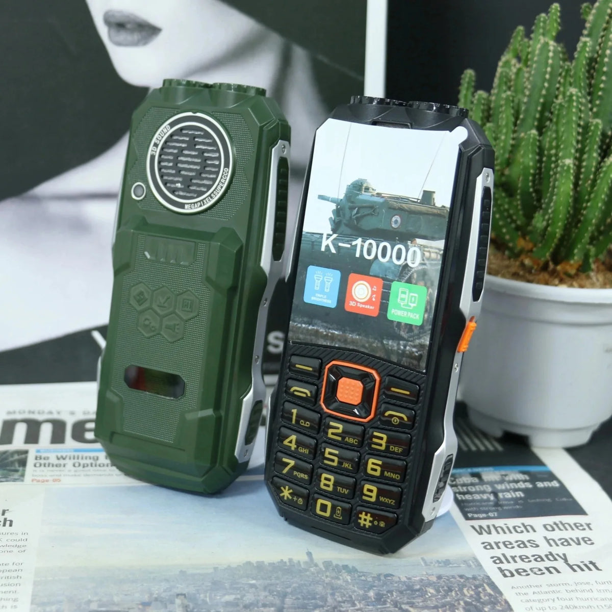 MAFAM Unlocked Outdoor Elderly Phone &ndash; Rugged Dual Torch