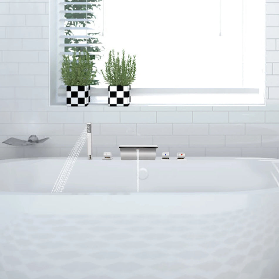 Bateria Wodospadowa Akcesoria do Wanny – Gładki Przepływ Wody