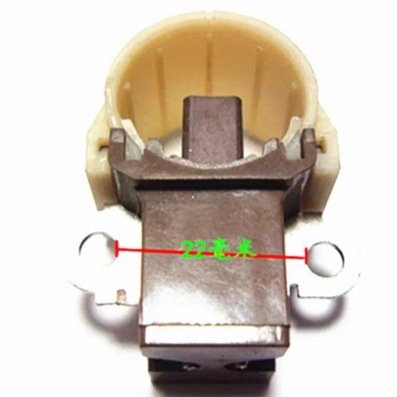 Držiak generátora s uhlíkovými kefami kovová konštrukcia pre Toyota Land Cruiser LC120