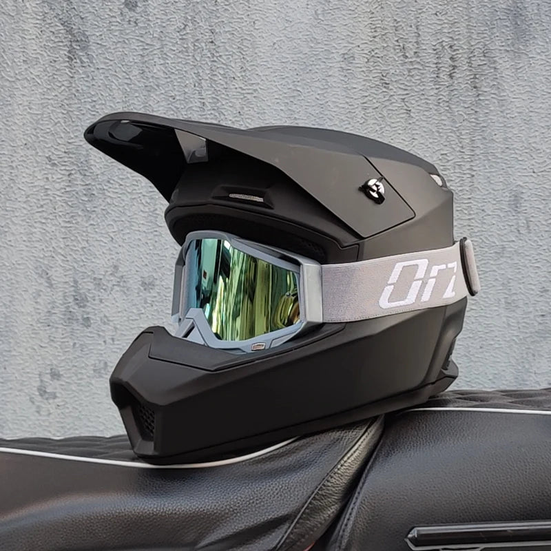 Off Road Racing Motorcycle Helmet &ndash; Full Face Protection