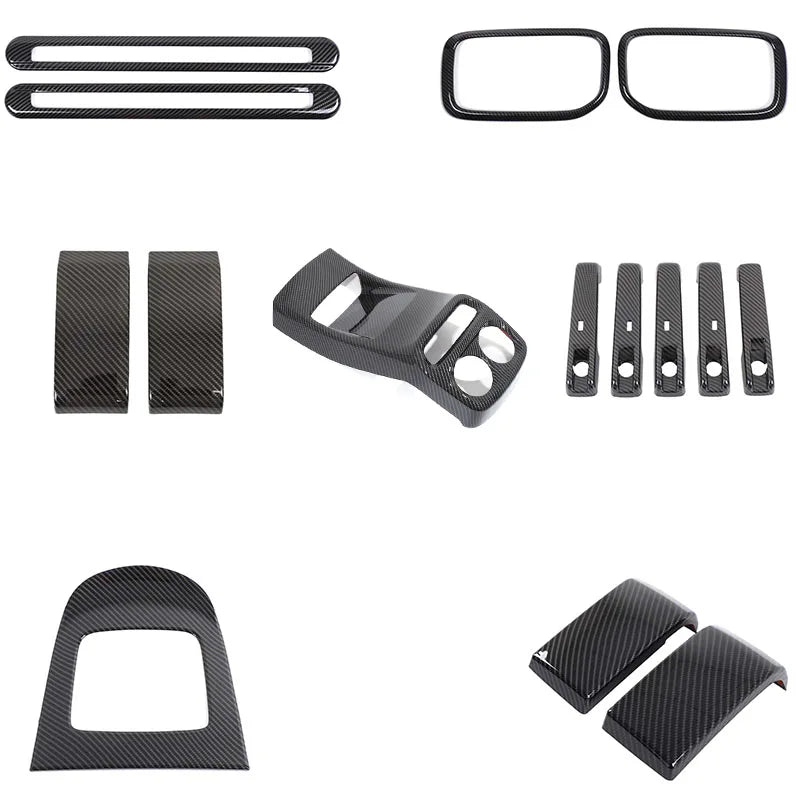 Наклейка на панель из углеродного волокна для Mercedes G Class W465 2025