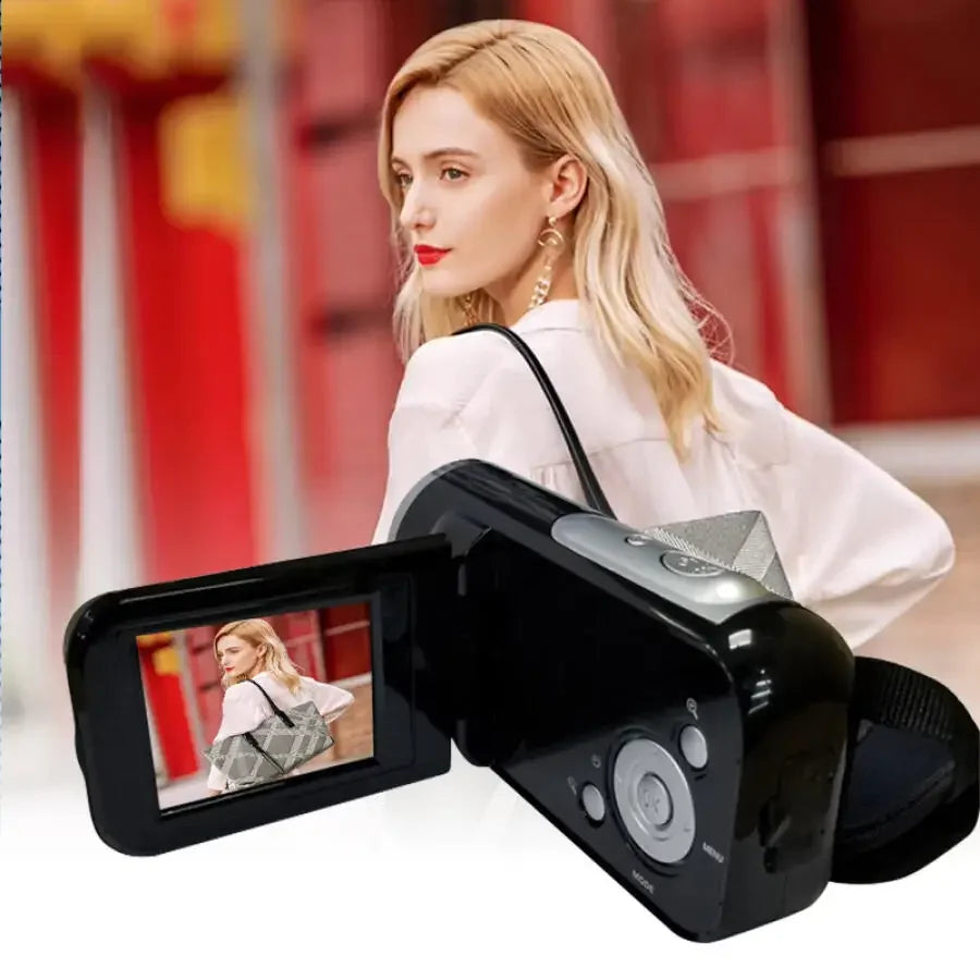 Digital Camera 24MP 4X Zoom &ndash; Electronic Image Stabilization