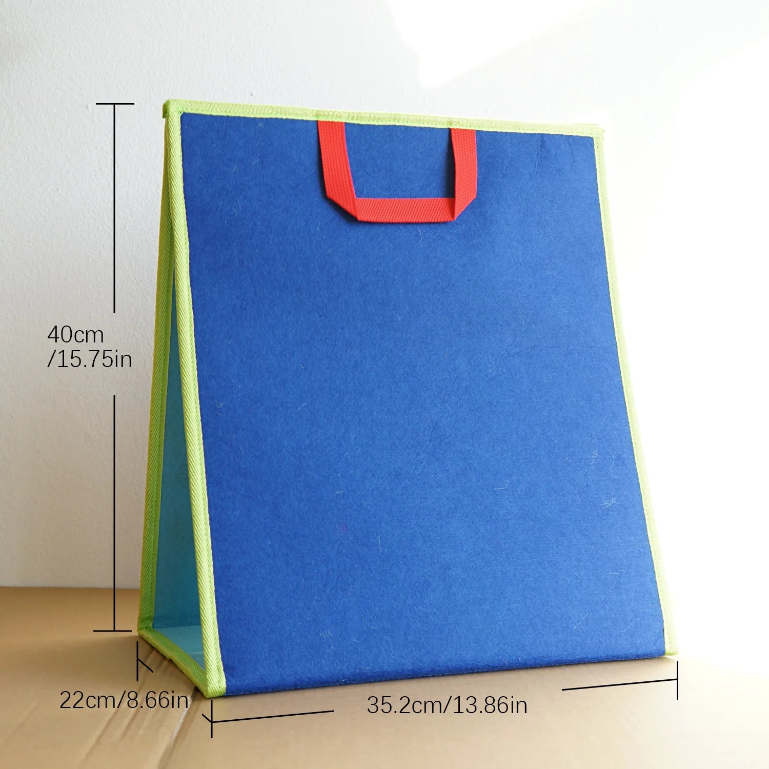 Foldable Felt Display Board &ndash; Sturdy Stand and Easy Hang