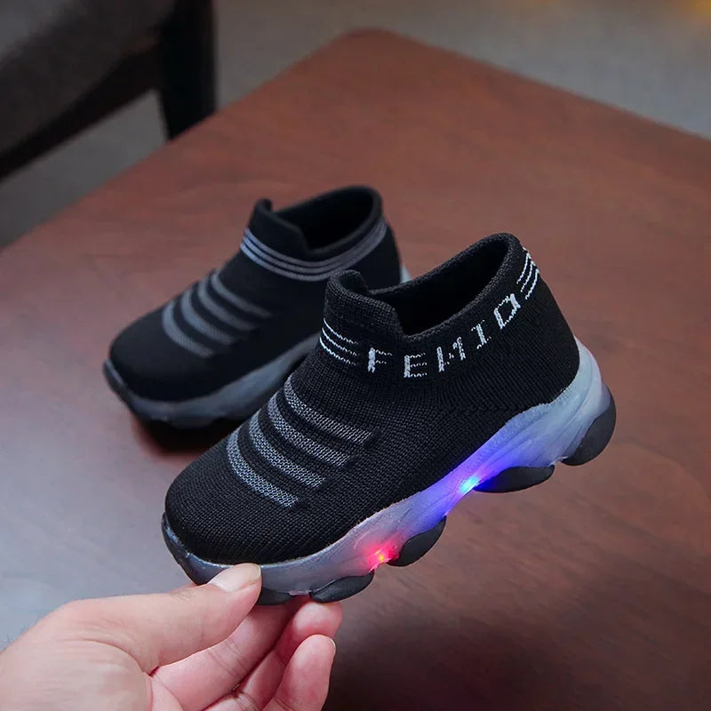Light-Up Kids Sneakers with Comfortable Slip-On Design black / 26