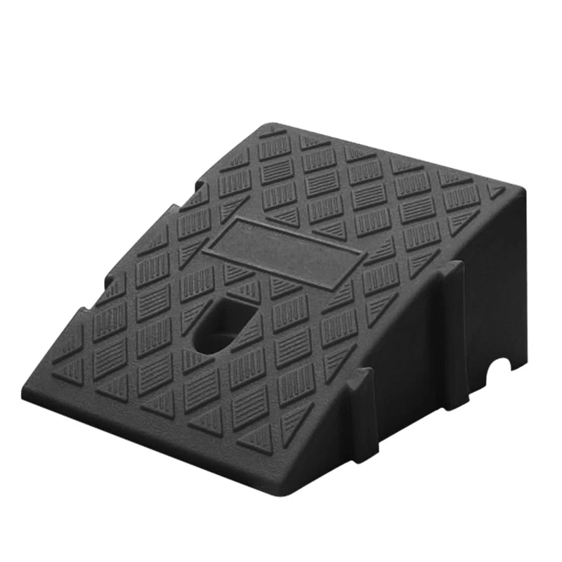 Plastic Curb Ramp 13cm &ndash; Anti Slip For Safe Vehicle Access black