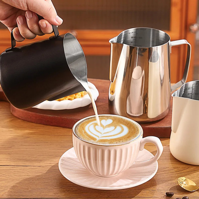 WUWANLI Stainless Steel Milk Frothing Pitcher &ndash; Precision Measurement for Perfect Latte Art